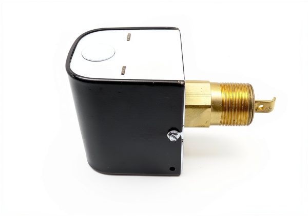 Flow Switch MCDONNELL and MILLER FS4-3 115/230V AC 6x3.5x3.5 in-4