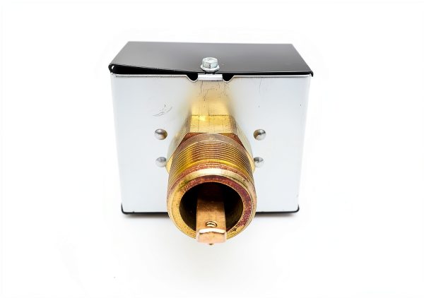 Flow Switch MCDONNELL and MILLER FS4-3 115/230V AC 6x3.5x3.5 in-3